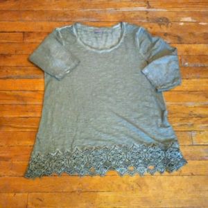 Chico's light green space dye look green top. Crochet detail on bottom. Size 4